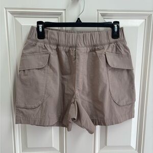 Mountain Hardwear Women's Cascade Pass Cargo Shorts Size Small